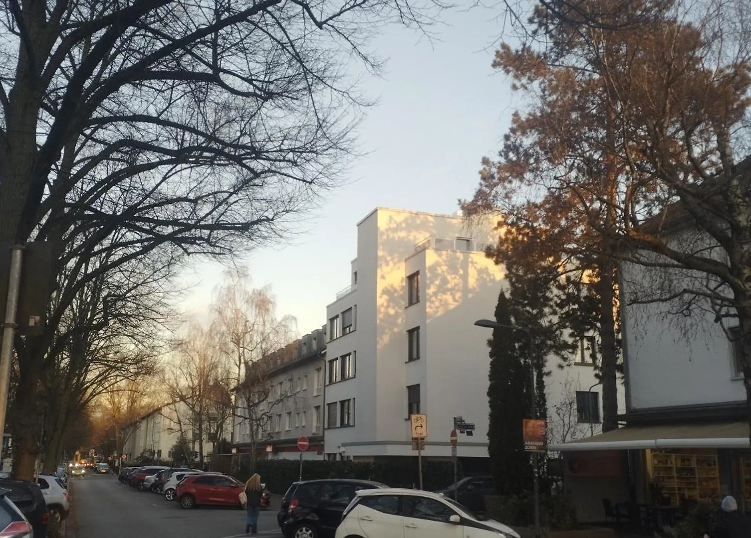 Big Spacy Room For 2 Person,Close To Trade Fair, Free Parking, Supermarket Near Frankfurt am Main 0*,  Tyskland